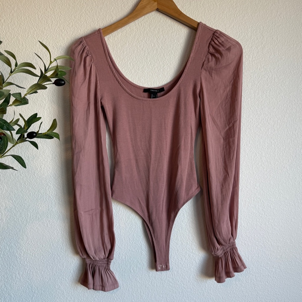 Forever 21 Mauve Pink Ribbed Bodysuit Puff Sleeve Square Neck Women’s Size Small